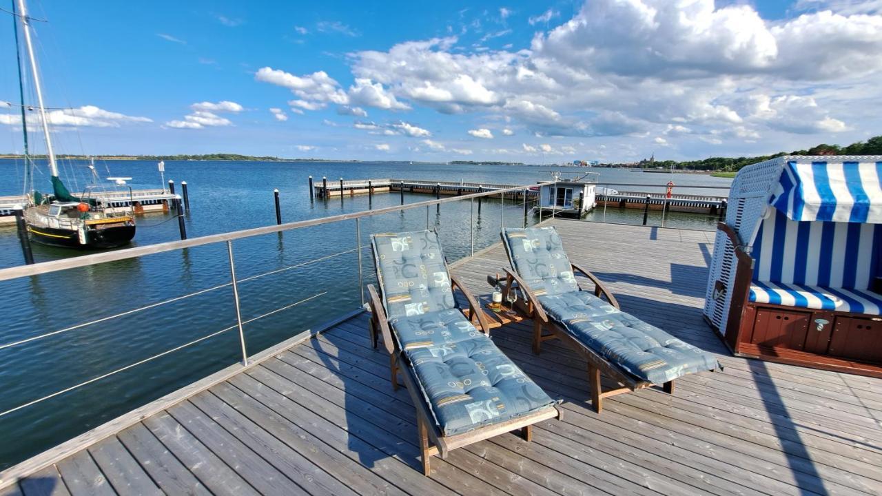 Hausboot Harmonie Otel Stralsund Dış mekan fotoğraf